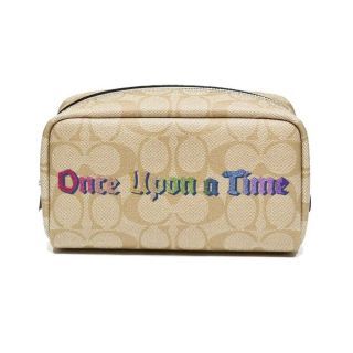 กระเป๋าเครื่องสำอางค์ COACH C1479 DISNEY X COACH SMALL BOXY COSMETIC CASE IN SIGNATURE CANVAS WITH ONCE UPON A TIME (SVOT8)